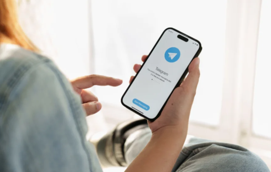 Detailed instructions for WhatsApp web version login using Telegram Chinese platform