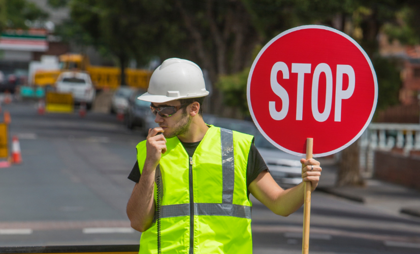 Who Needs to Complete the Traffic Controller Course?