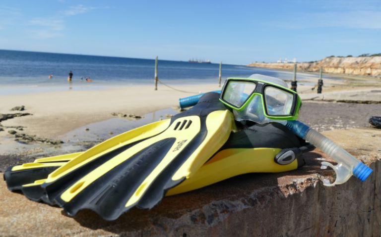 Can Beginners Use a Snorkel Set Easily?